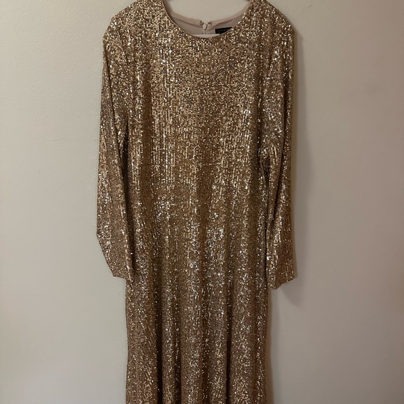 Ann Taylor Gold Sequin Top - Picture 1 of 3